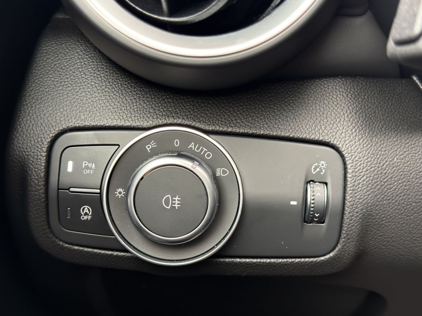 Alfa Romeo Giulia - Bild 19