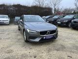 Volvo V60 Momentum Pro Aut. LED+KAMERA+LEDER+SPURAS. - Volvo V60 Gebrauchtwagen in Stuttgart