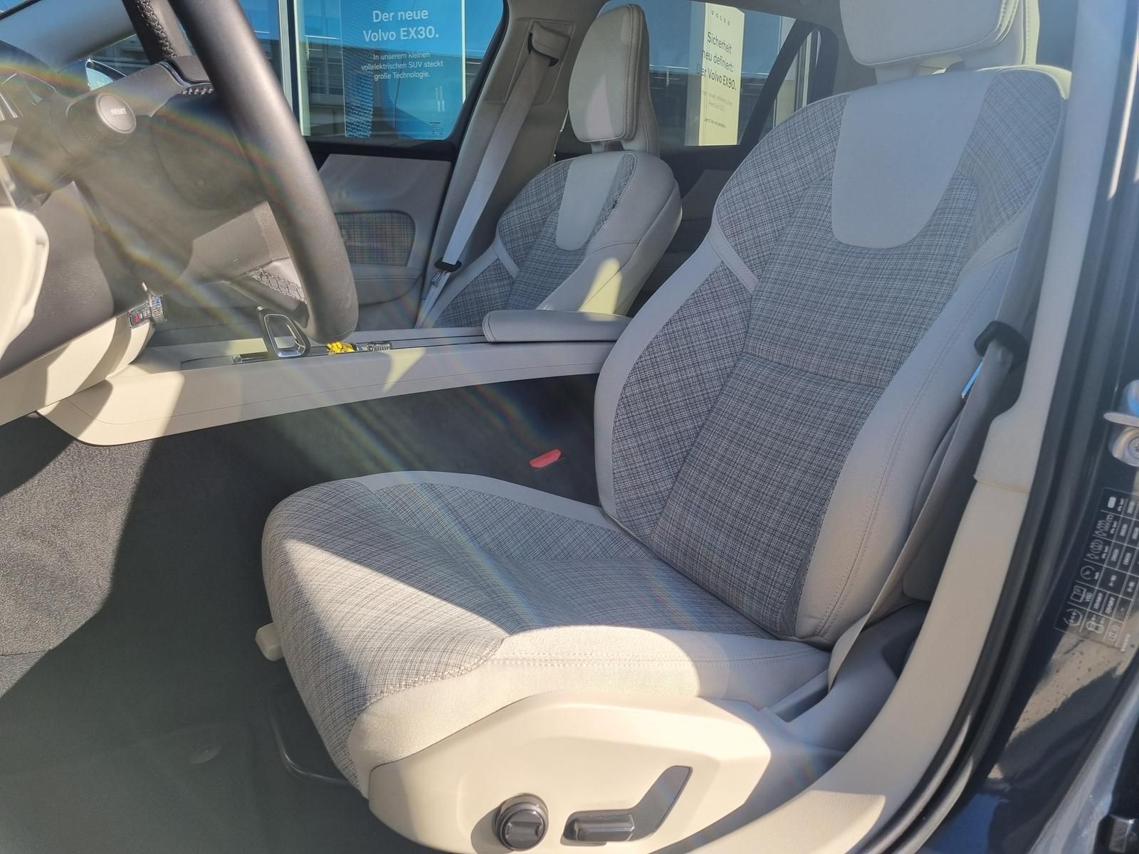 Fahrzeugabbildung Volvo V60 B4 D Core