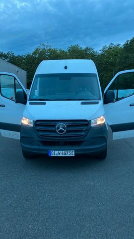 MERCEDES-BENZ eSprinter 312 L2H2