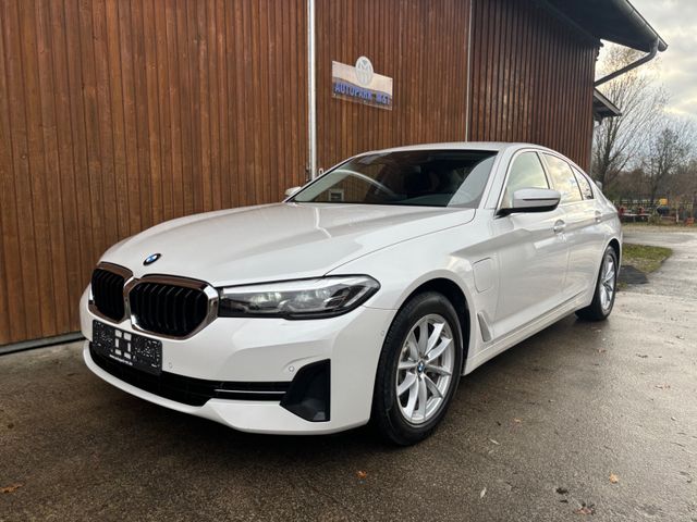 BMW 530 e Lim. Navi Kamera Parkassist Lenkradh. Busi