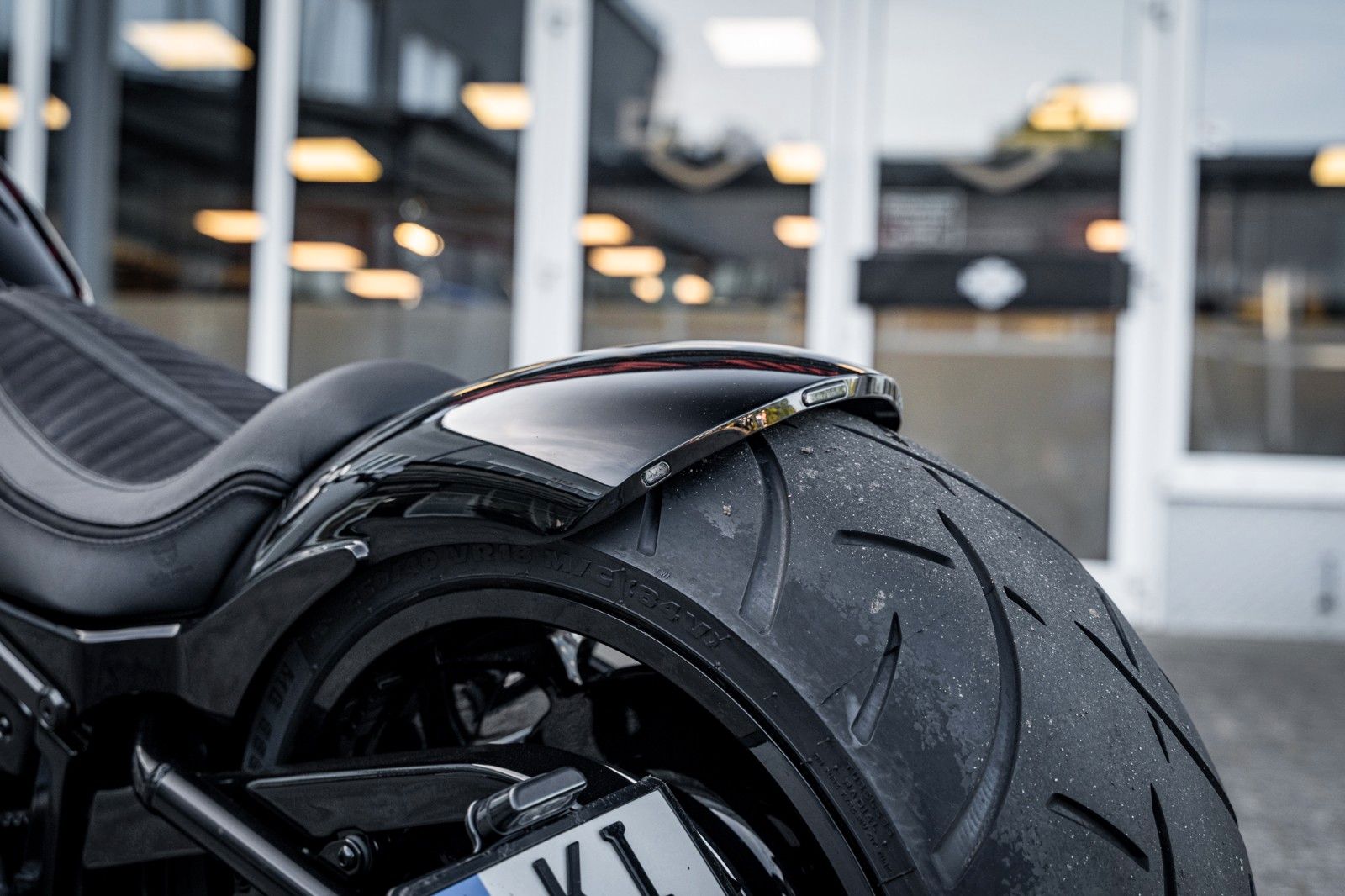 Fahrzeugabbildung Harley-Davidson DARK FAT BOY FLFBS 114 MY24 -KESSTECH-