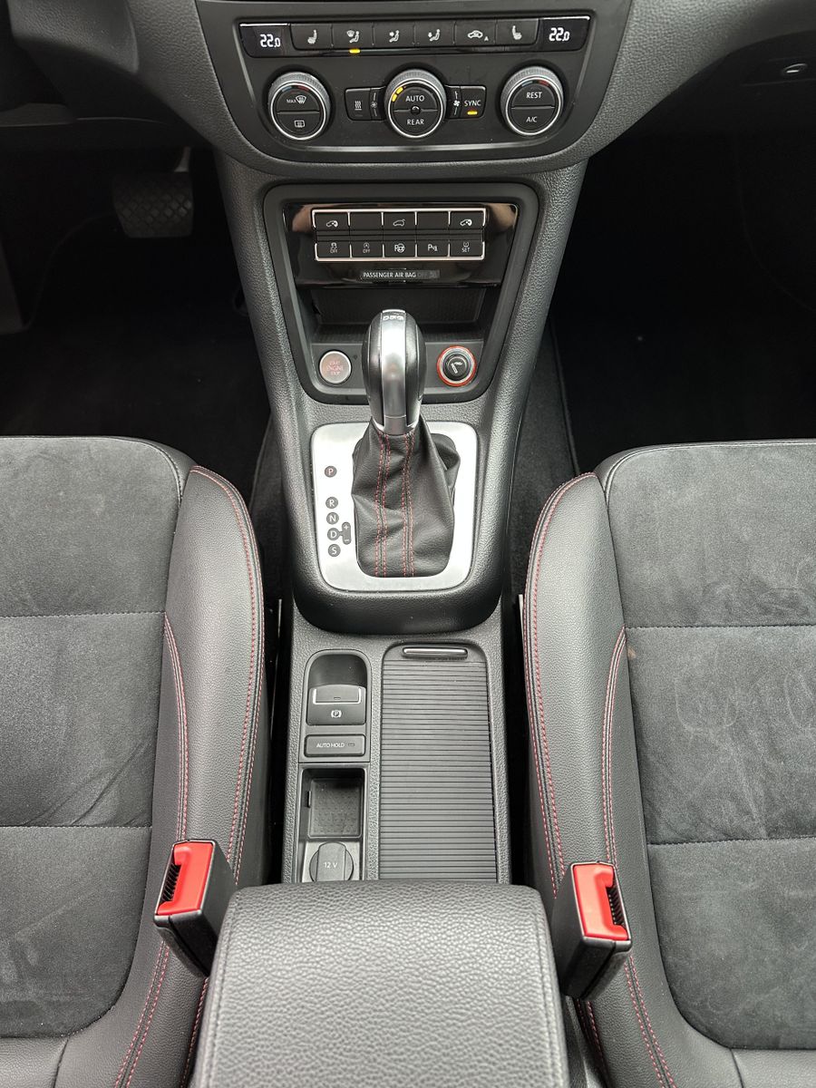 Fahrzeugabbildung SEAT Alhambra 2.0 TDI DSG 4D FR-LINE NAV+XEN+ACC+18ZO