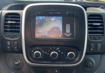 Renault Trafic - 11