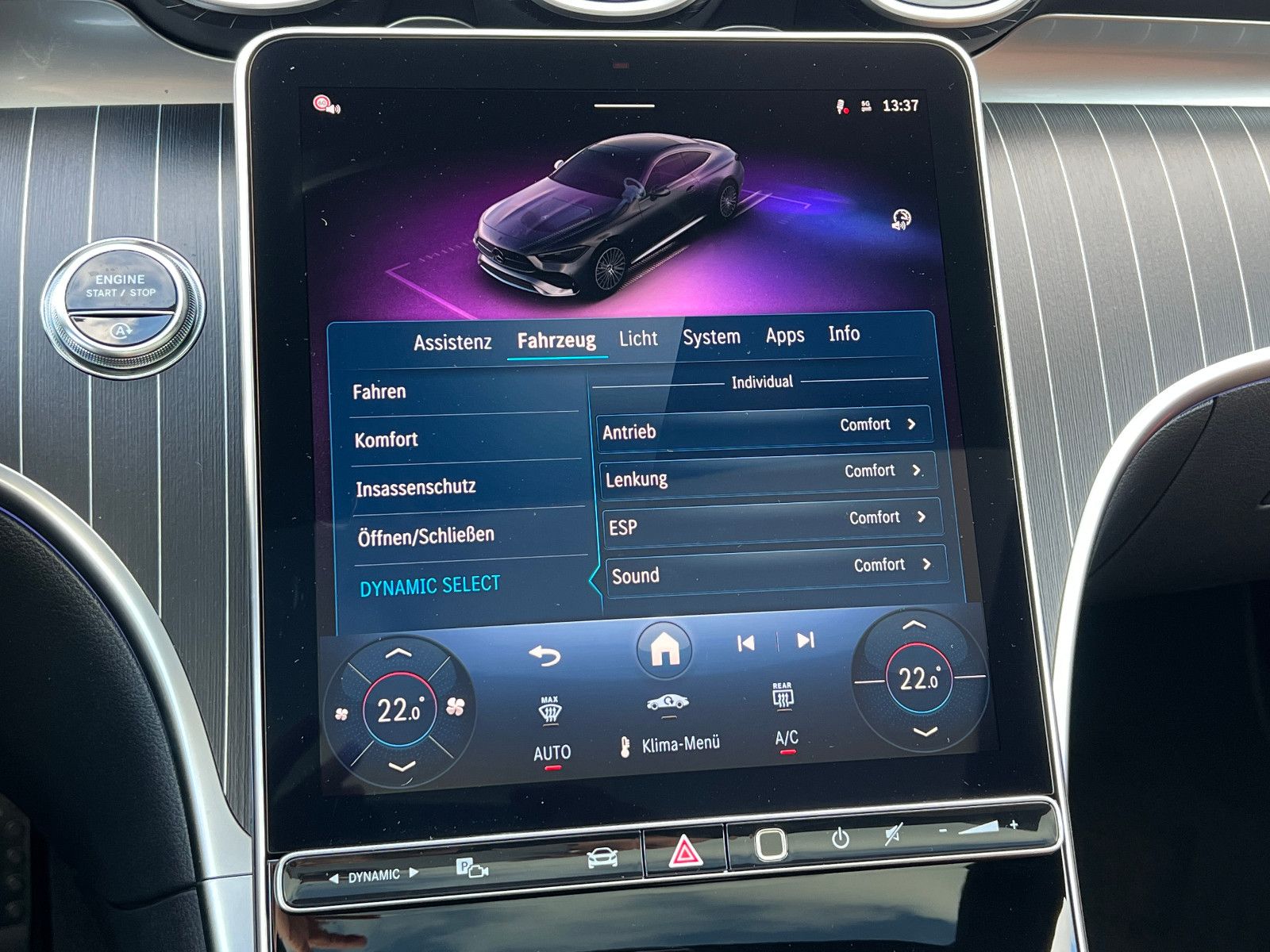 Fahrzeugabbildung Mercedes-Benz CLE 200 AMG LINE PREMIUM PANORAMA SITZKLIMA