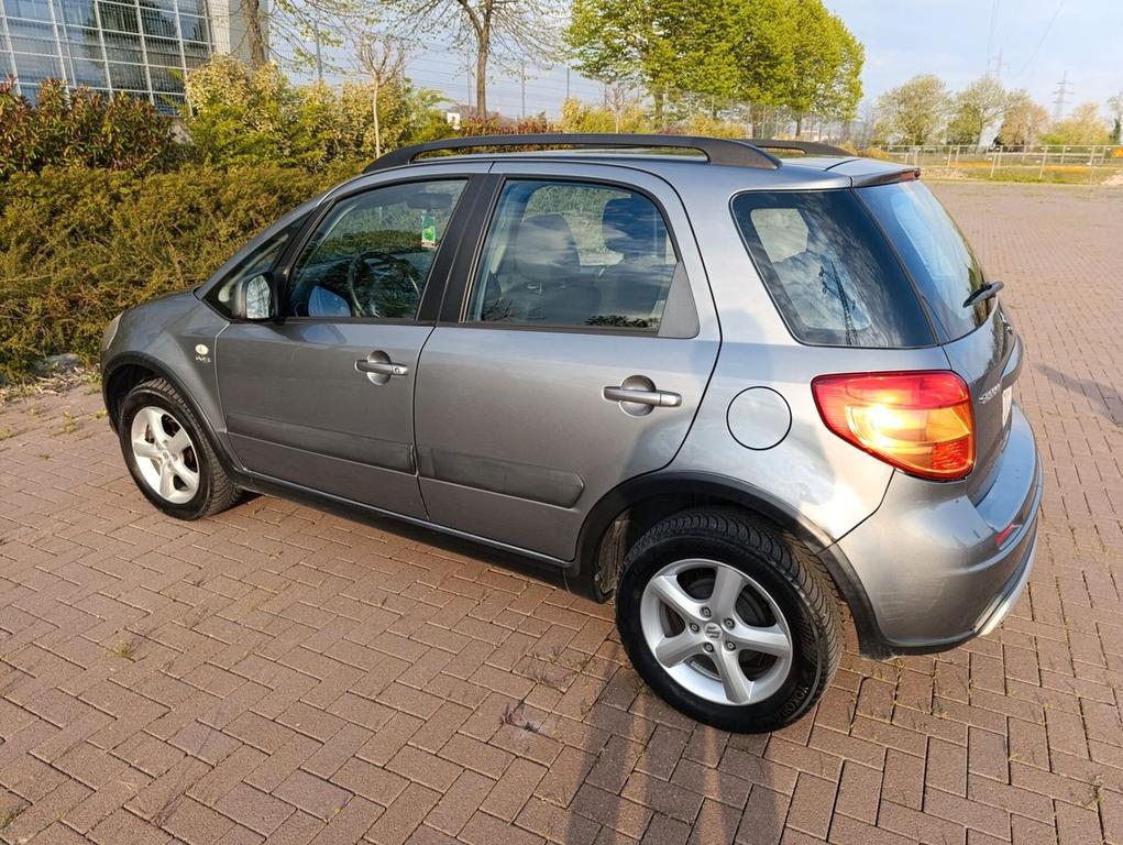 Suzuki SX4