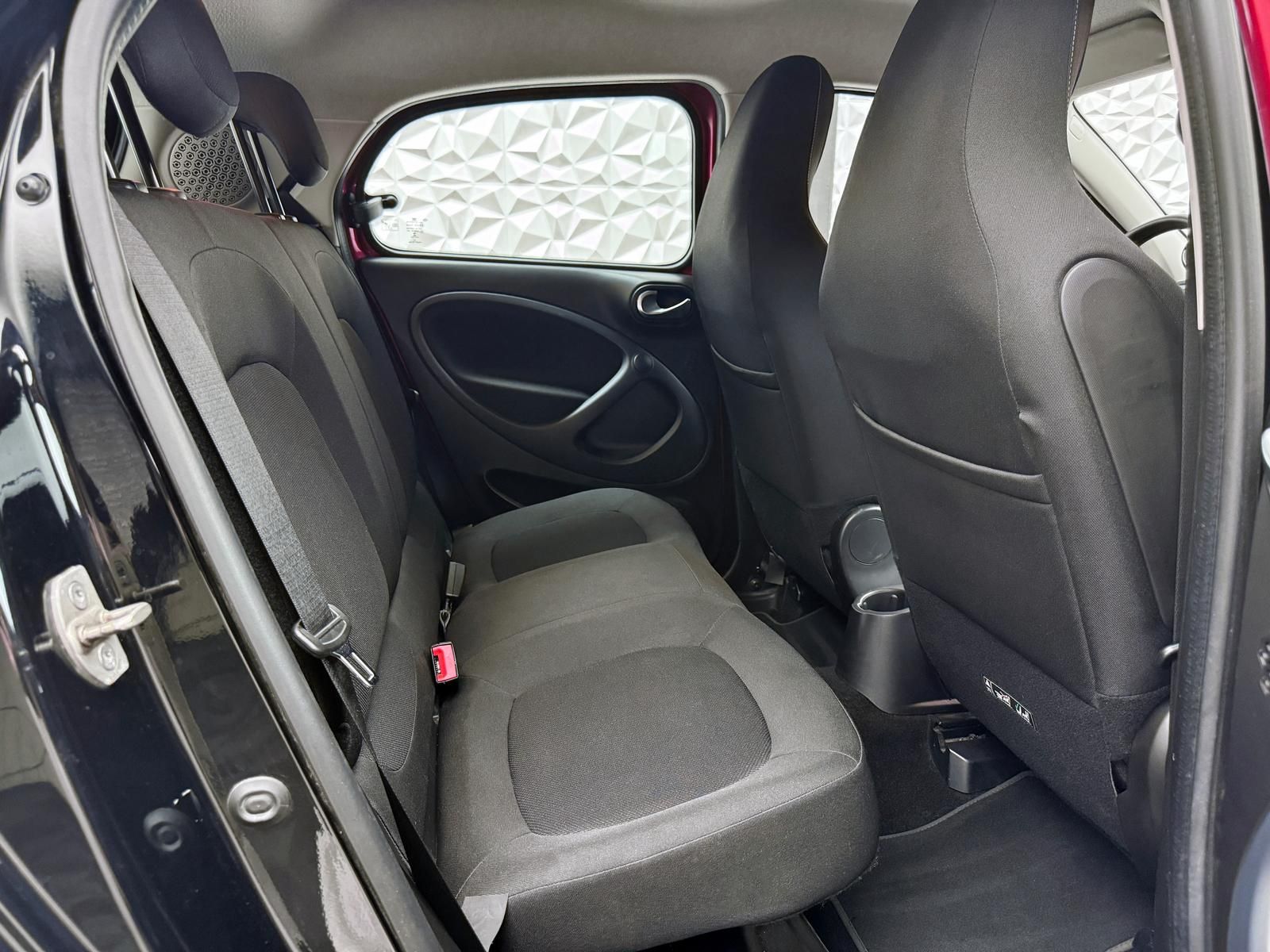 Fahrzeugabbildung Smart EQ-DRIVE60/PASSION/SHEIZ/R-CAM/PDC/NAVI/COOL&MED
