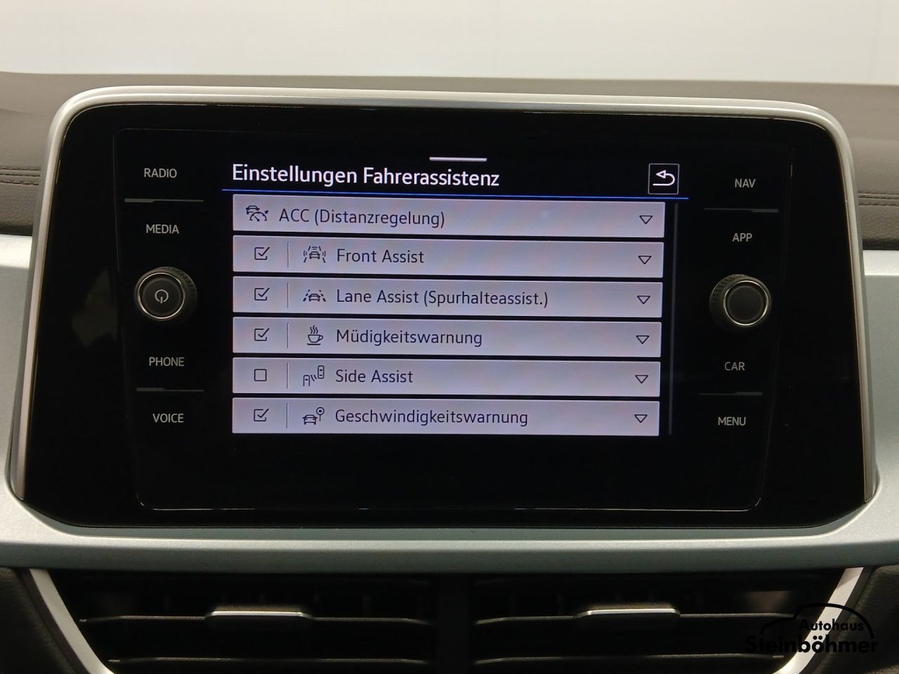 Volkswagen T-Roc - Bild 23