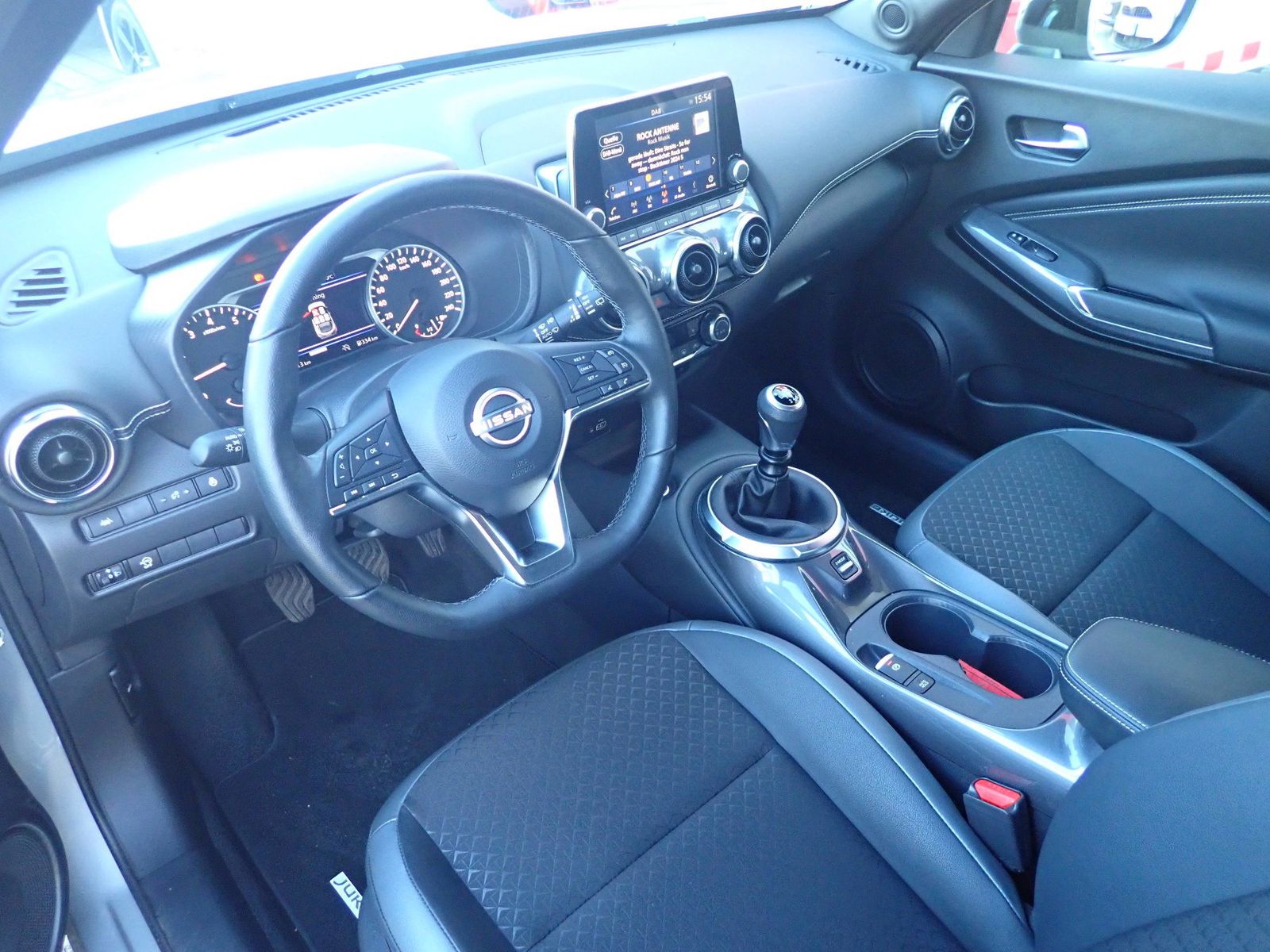 Fahrzeugabbildung Nissan Juke 1.0 DIG-T N-Connecta,Navi,Winterp.