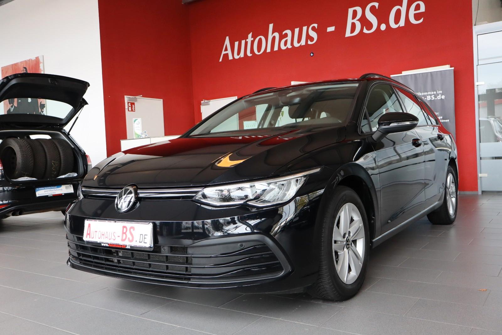 Volkswagen Golf VIII Variant Life eTSI DSG,PDC,Navi,LED,AHK