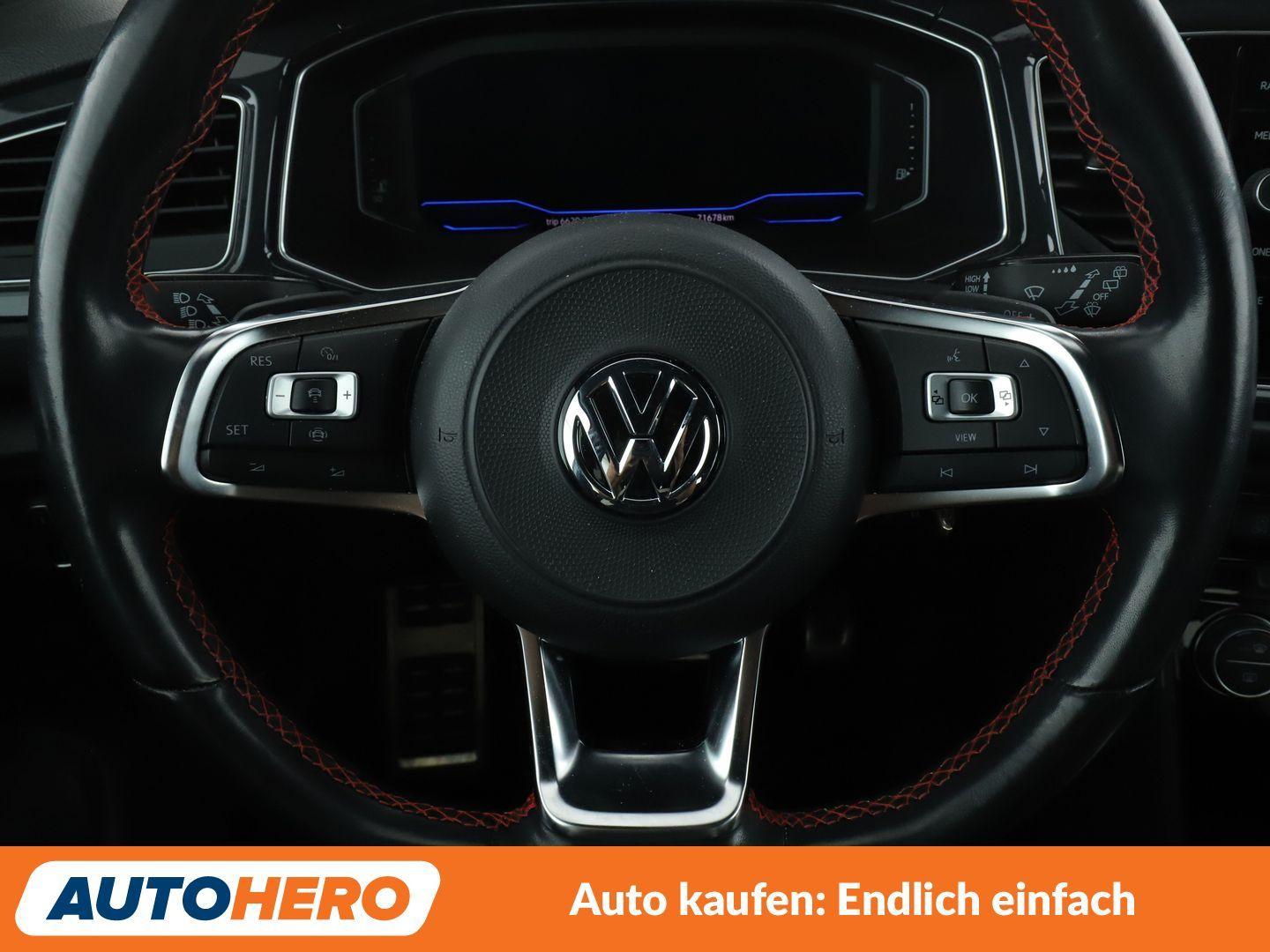 Volkswagen T-Roc 1.5 TSI ACT Sport Aut.*NAVI*CAM*ACC*