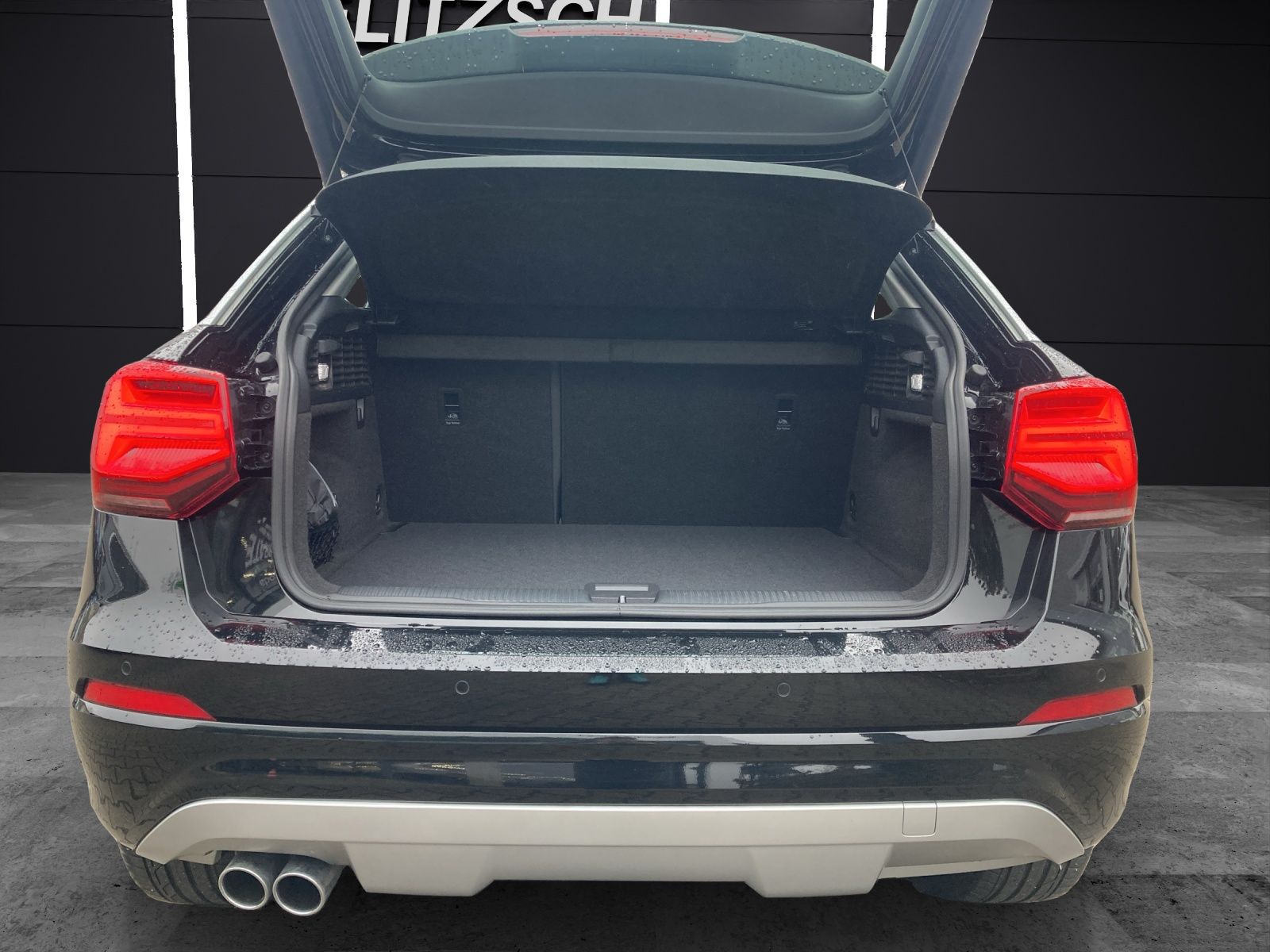 Fahrzeugabbildung Audi Q2 35 TFSI sport LED PDC APP SHZ