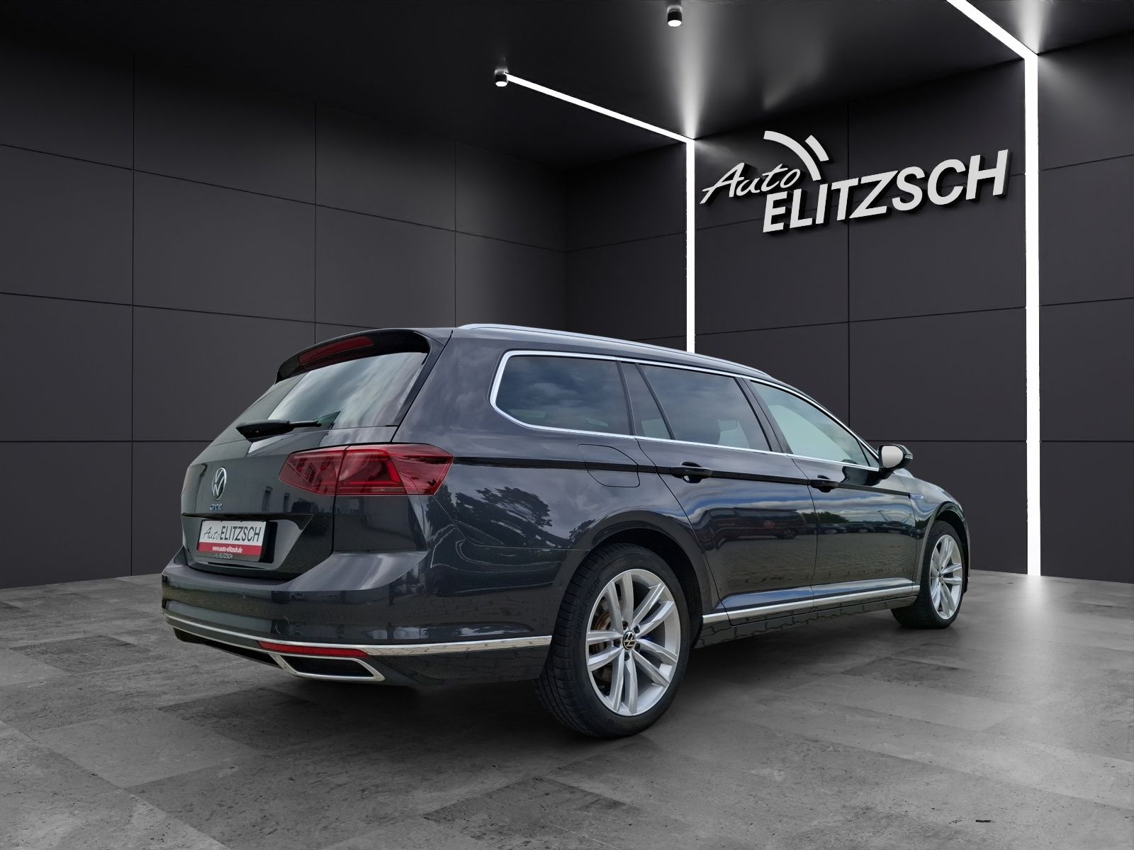 Fahrzeugabbildung Volkswagen Passat Variant GTE Standhzg Matrix AHK Leder ACC
