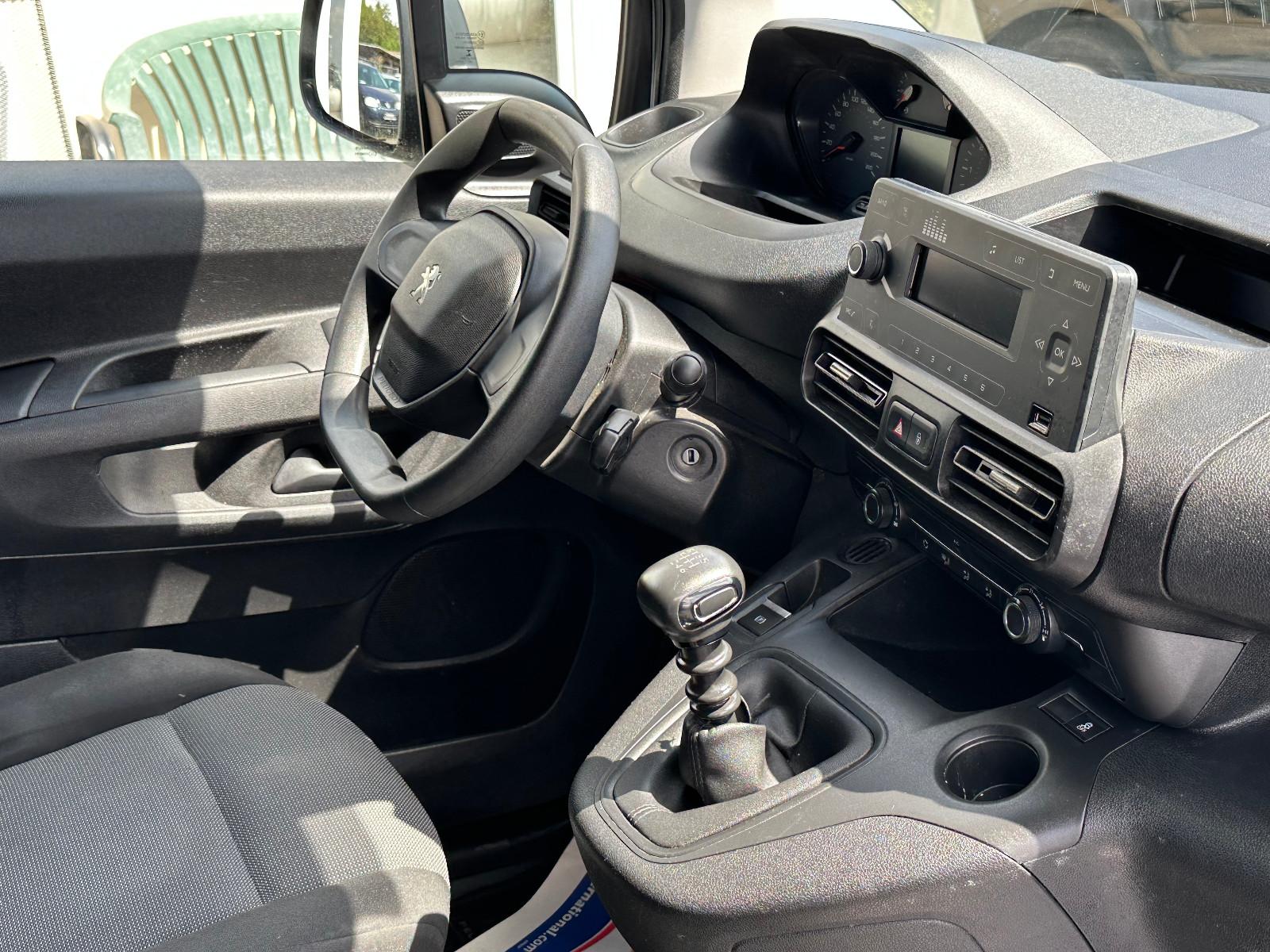 Peugeot Partner Premium L1 KASSTEN*KLIMA*PDC V+H*
