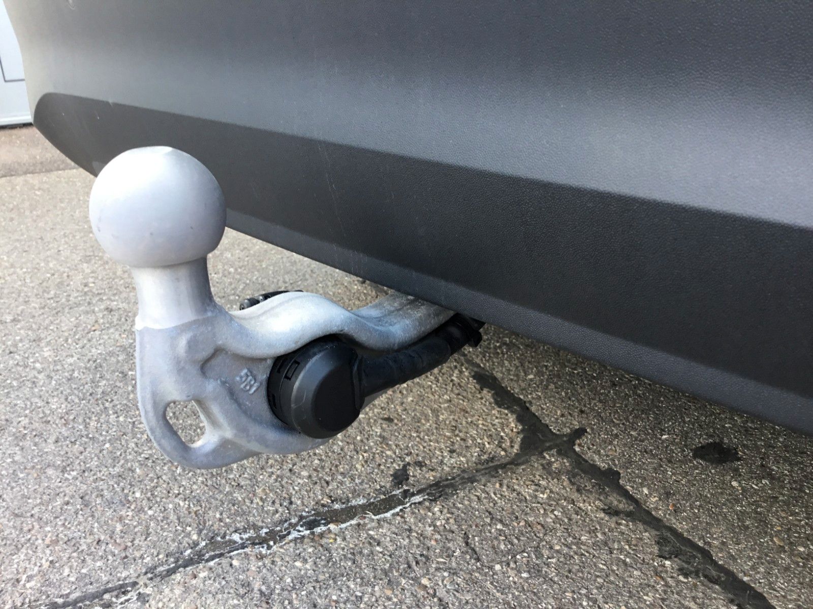 Fahrzeugabbildung Volkswagen Tiguan 1.5 eTSI DSG+AHK+LED+Kamera+Sitzheizung