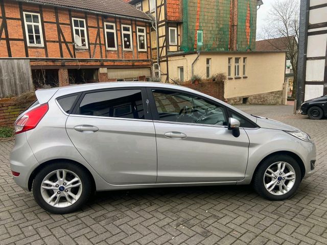 Ford fiesta 2016 fest pried