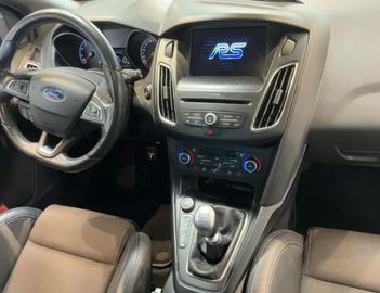 Ford Focus - 6