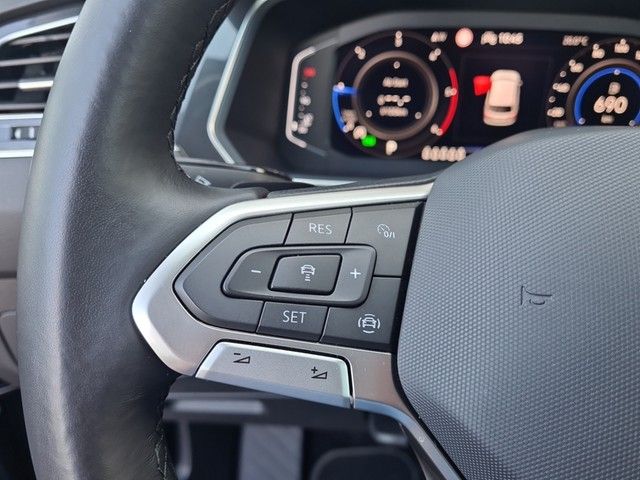 Fahrzeugabbildung Volkswagen Tiguan Allspace TDI Life DSG  7-Si LED AHK Navi