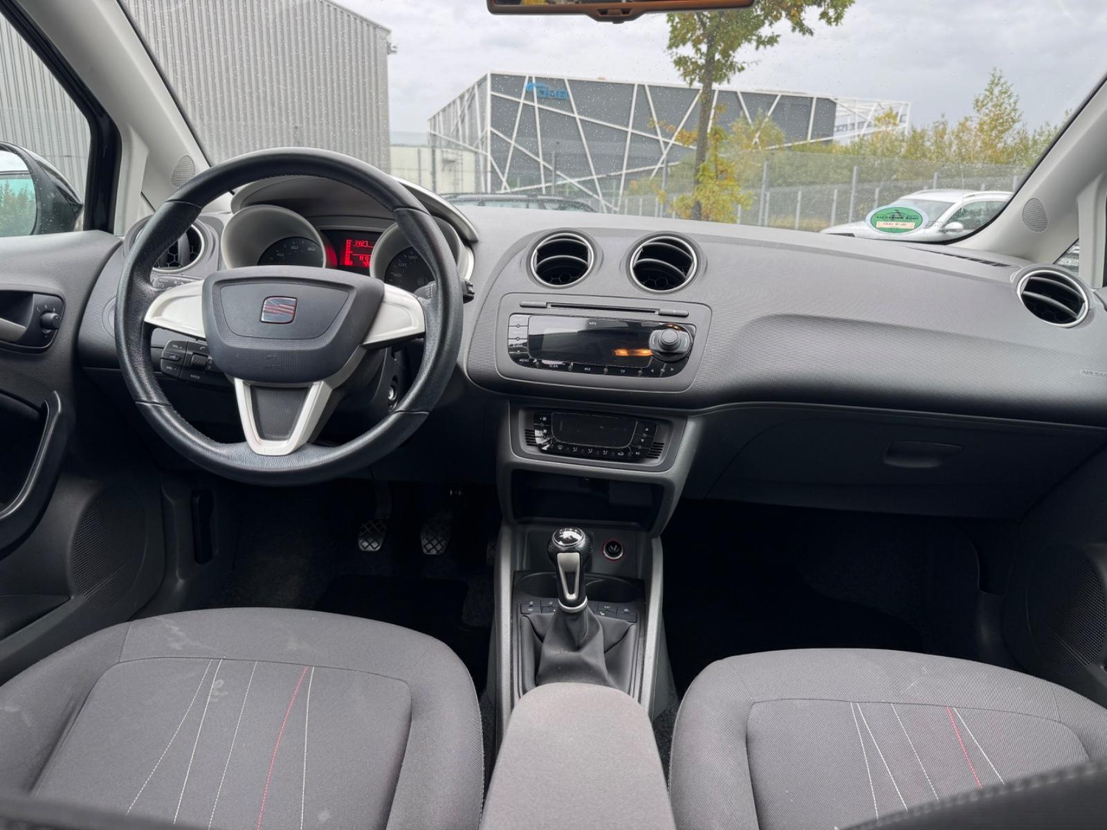 Seat Ibiza 2011 — photo 7