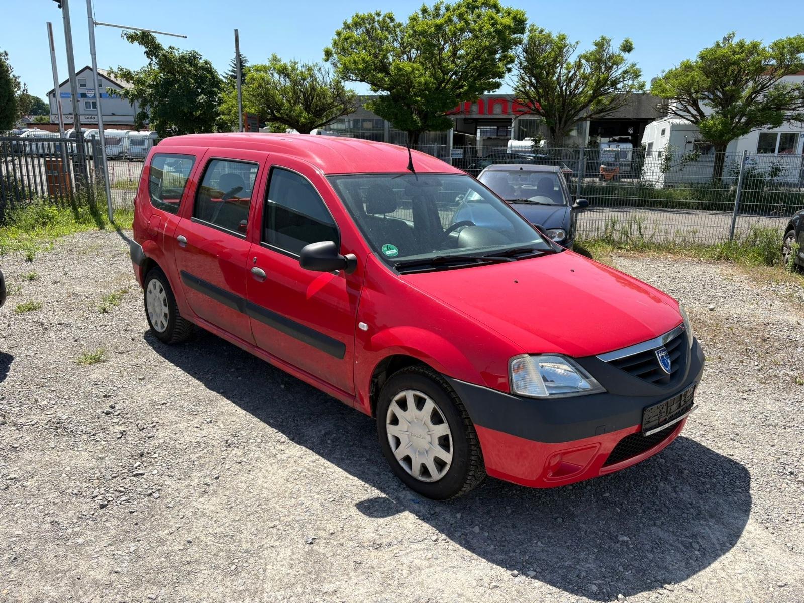 Dacia Logan 1.6 MCV Kombi Klima Tüv 11.2026
