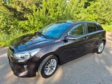 Kia Rio 1.0 T-GDI 100 Dream-Team Edition Dream-T... - Kia: Limousine, E10