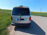 Volkswagen Caddy Maxi DSG Standhzg Navi Transporter und - Volkswagen Caddy Maxi: Von Privat