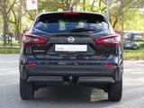 Nissan Qashqai 1.7 dCi 4x4 N-Connecta AHK 360° Navi DAB - Nissan Qashqai mit Diesel-Antrieb: Automatik