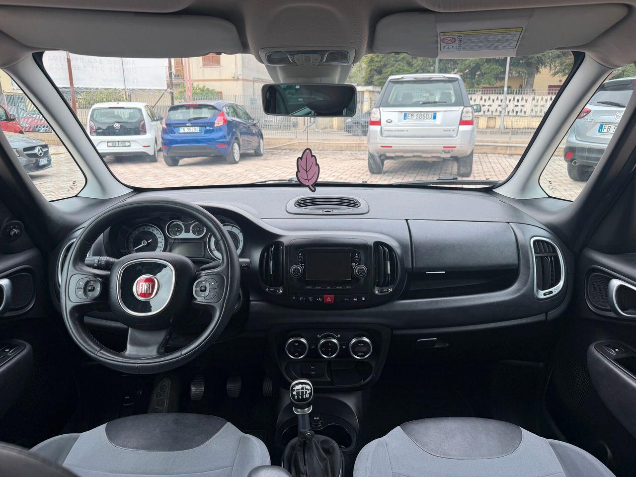 Fiat 500L 2014 — photo 11