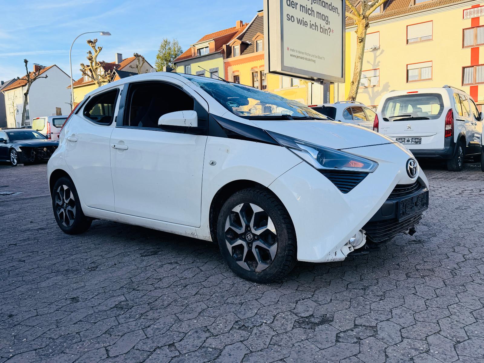 Toyota AYGO x-sky Automatik Kamera