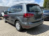 Volkswagen Sharan 2.0 TDI*DSG*7-Sitz*Temp*SHZ*PDC* - VW Sharan Gebrauchtwagen in Düsseldorf
