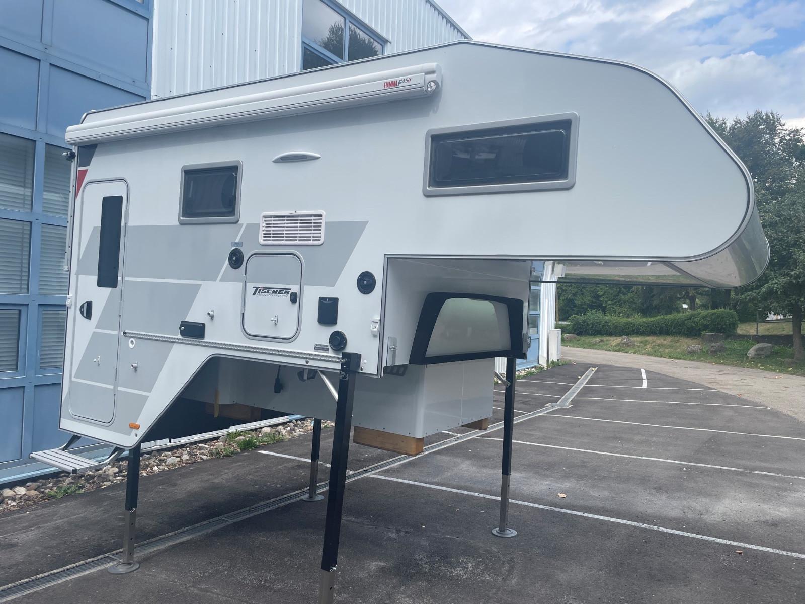 Tischer BOX 260 SD Diesel-Längsbett-Clesana NP  65T€