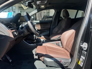 BMW X2 xDrive25e M Sport M Sportpaket Head-Up DAB