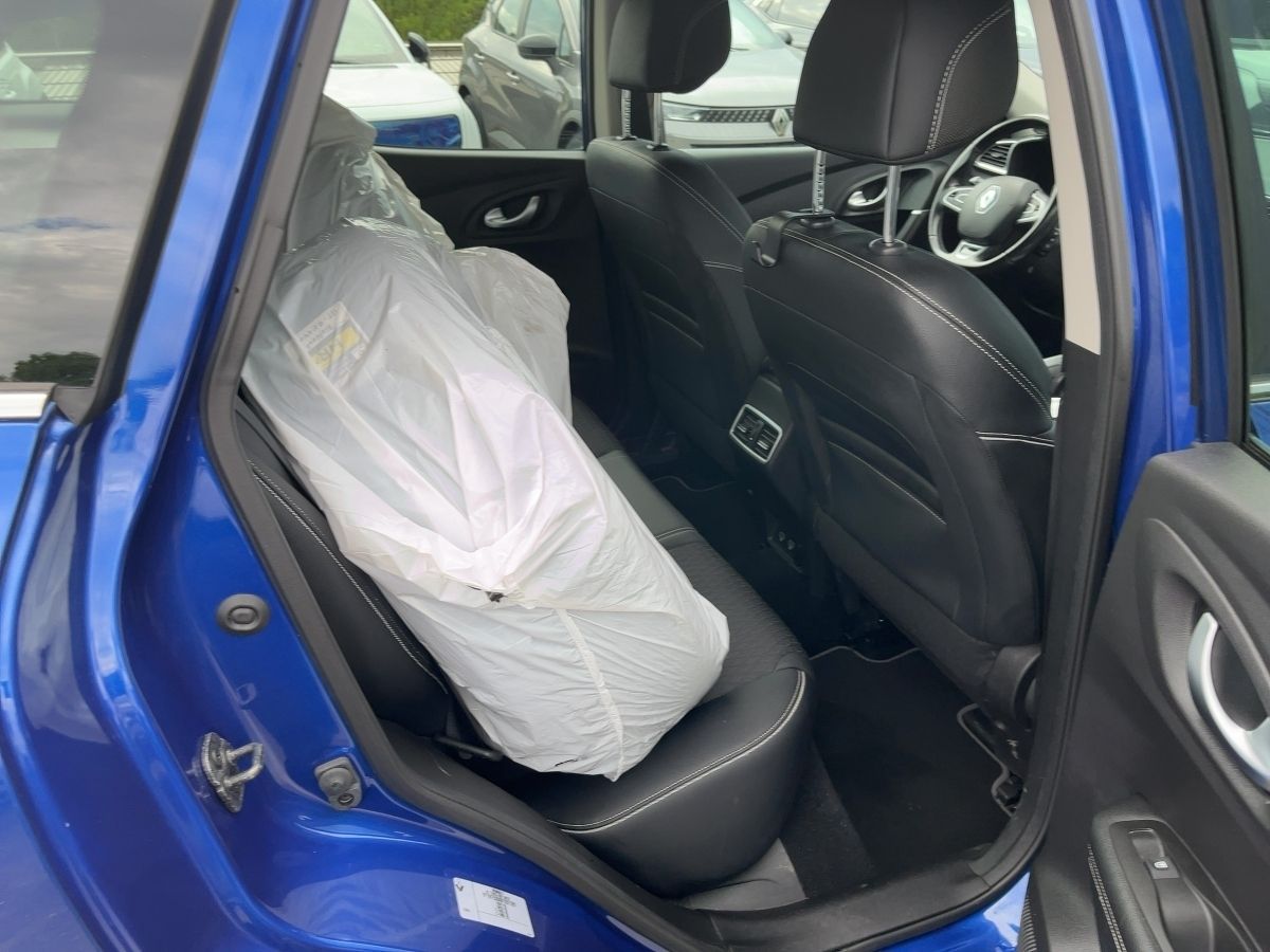 Fahrzeugabbildung Renault Kadjar BOSE Edition TCe 160 EDC GPF SHZ