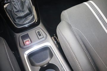 Fotografie 10 des Opel Corsa 1.2 Direct Injection Turbo GS