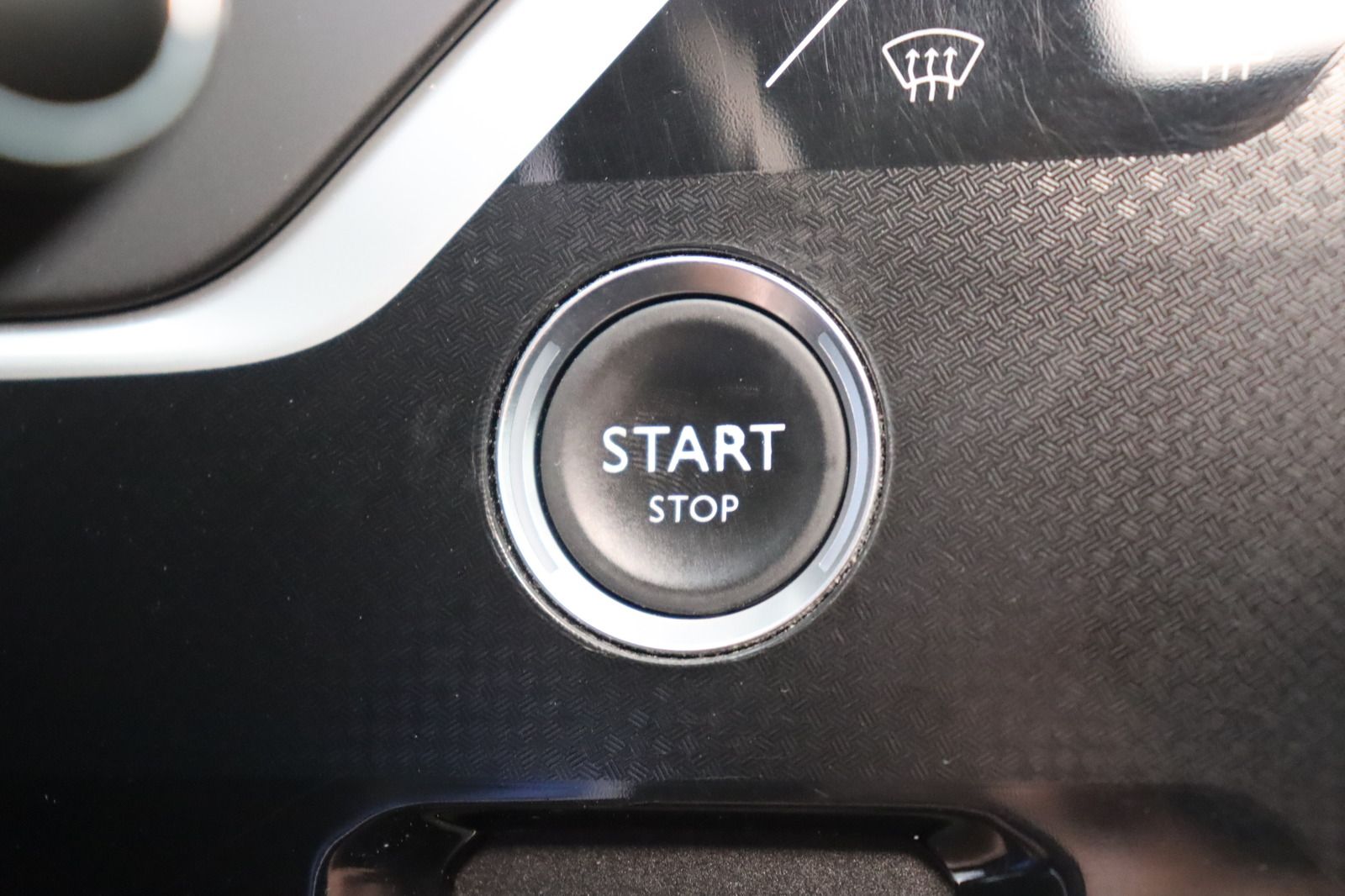 Fahrzeugabbildung Citroën C4 Picasso * Massage * Navi * Parkassist.