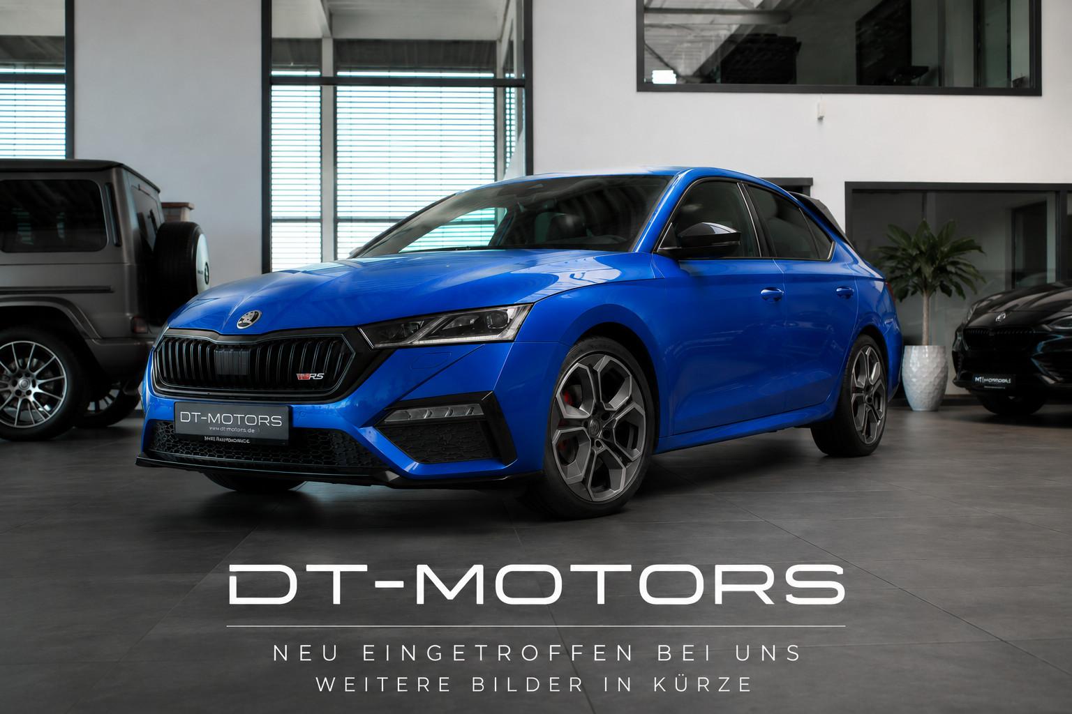 Skoda OCTAVIA LIMOUSINE 2.0 TDI DSG *RS 4x4* RACEBLUE!