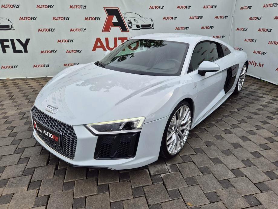 Audi R8 5.2 V10 Quattro, Virtual Cockpit, Kamera