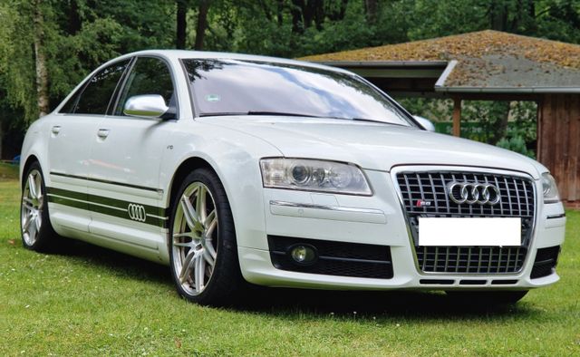 Audi S8 5.2 quattro/V10/S-dach/BOSE/TÜV 4.26/