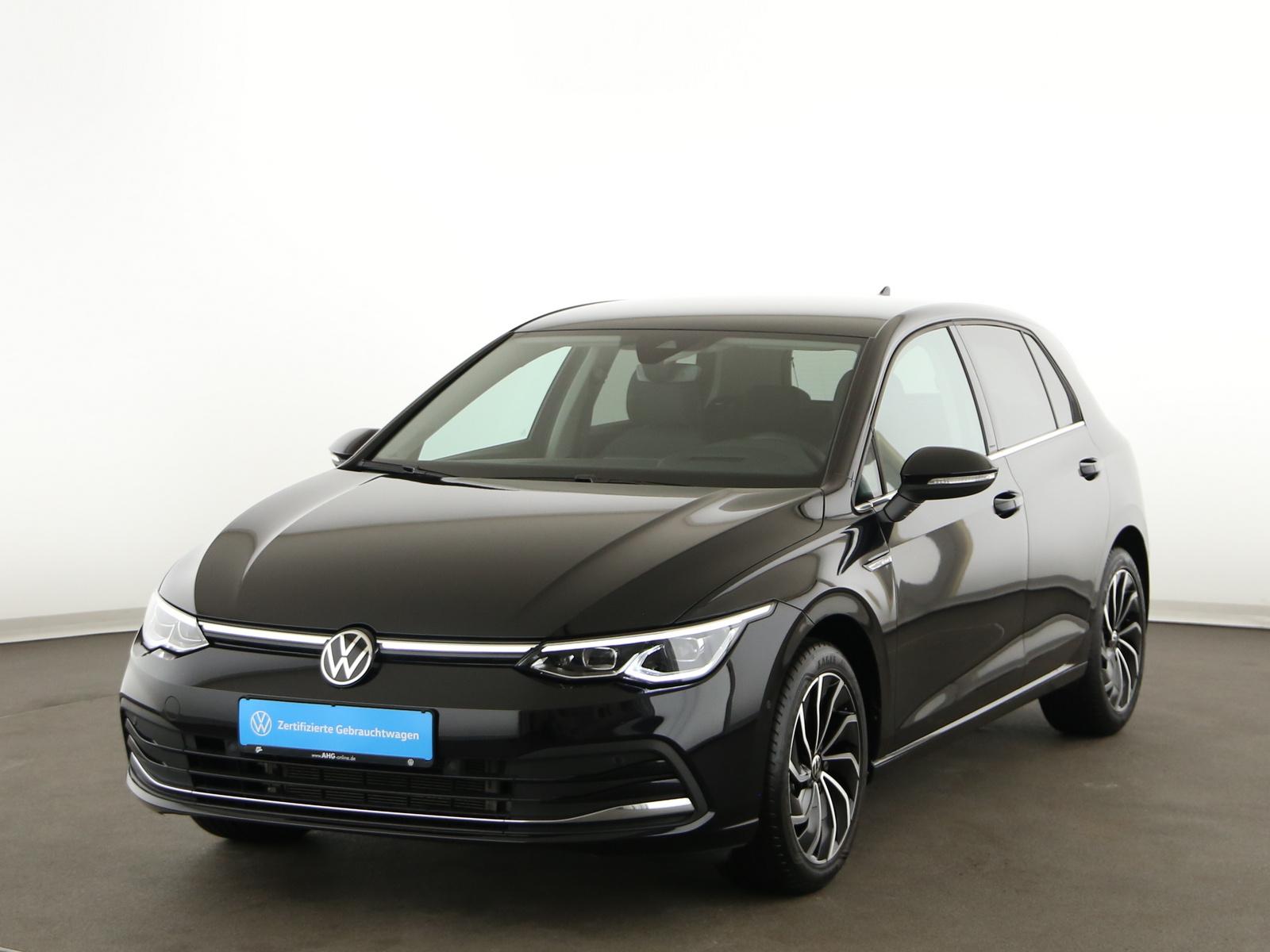 Volkswagen Golf VIII 1.5eTSI 130PS DSG Style Lenkradheizung