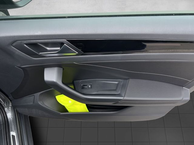 T-Roc R-Line 1.5 l TSI OPF 110 kW (150 P S) 7-Ga