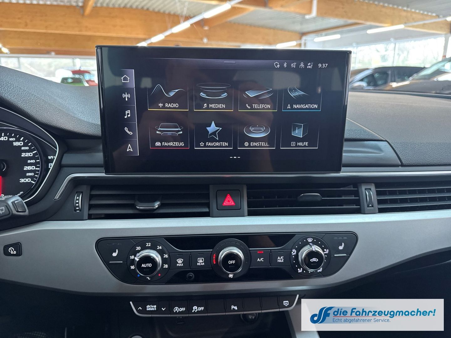 Fahrzeugabbildung Audi A4 Avant 40 TFSI AHK-klappbar Navi LED El. Heckk