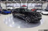 Ferrari Purosangue | 360° | Pano. - schwarze Ferrari Purosangue