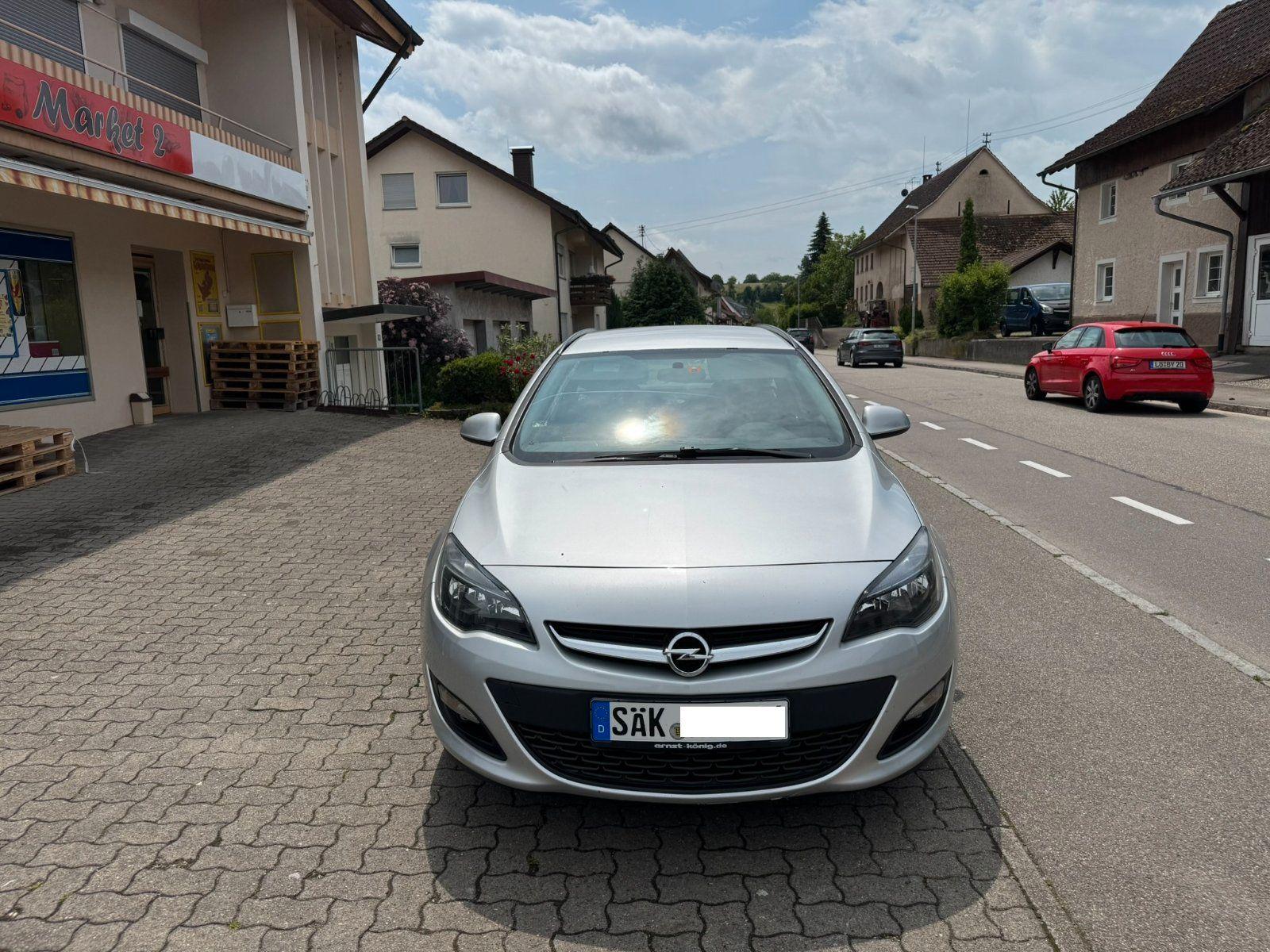 Opel Astra 2015 — photo 5