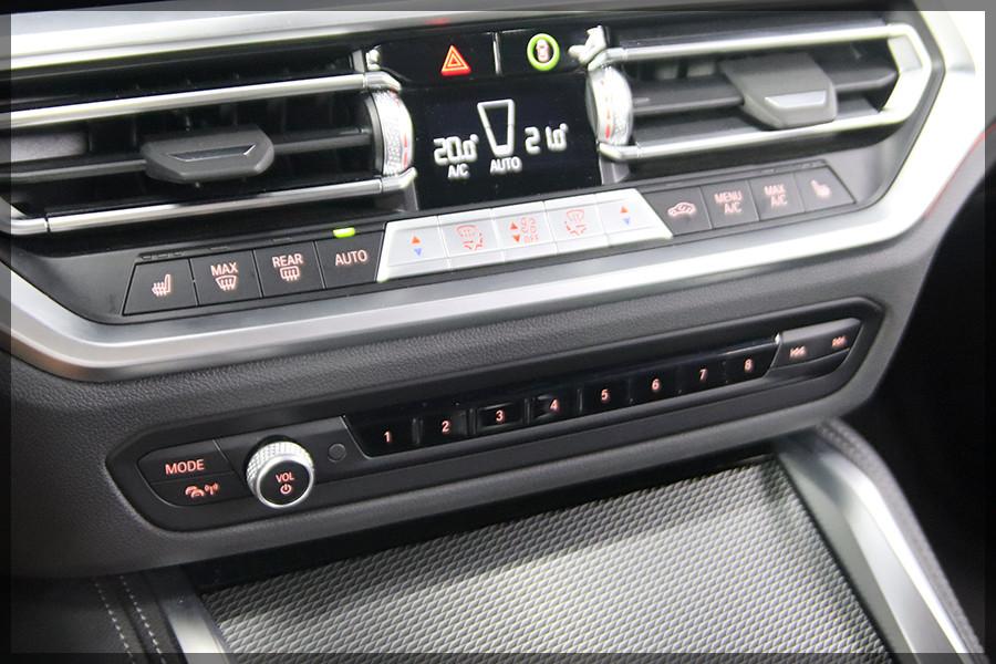 BMW M440i Cabrio M Sport NAVI / CAM / LASER