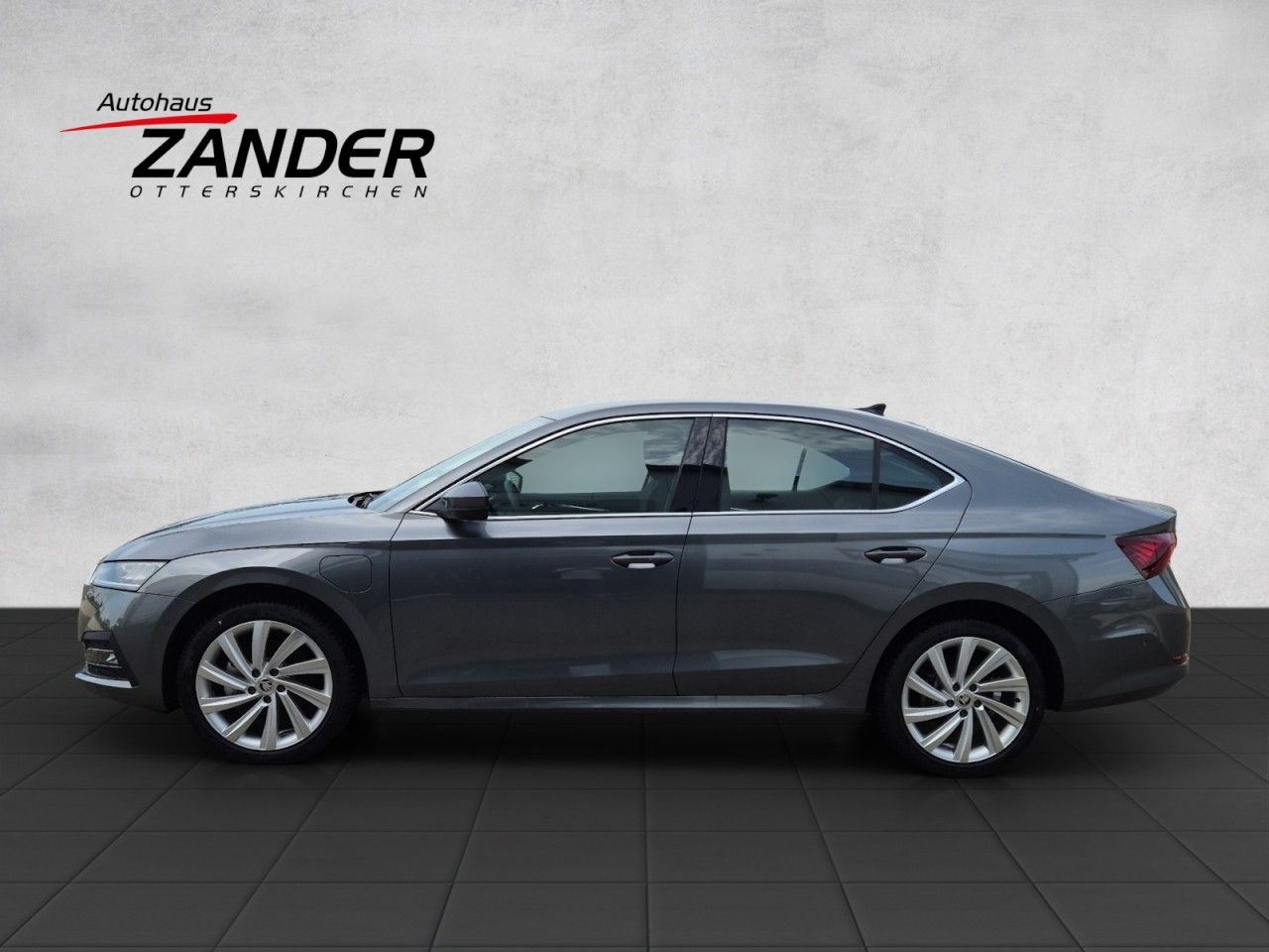 Fahrzeugabbildung SKODA Octavia Lim. Style iV PHEV Plug-In-Hybrid ACC