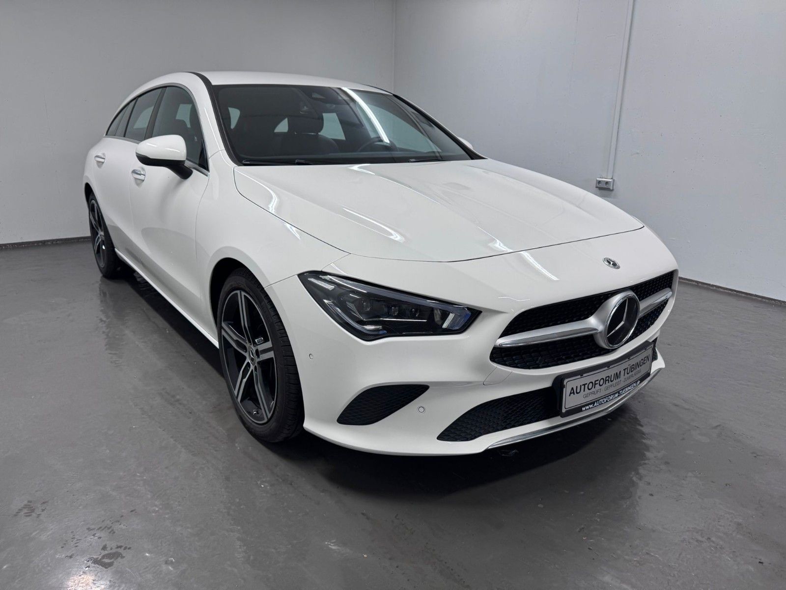 Fahrzeugabbildung Mercedes-Benz CLA 200 d 4MATIC SB  *PROGRESSIVE*DISTRO*LED*