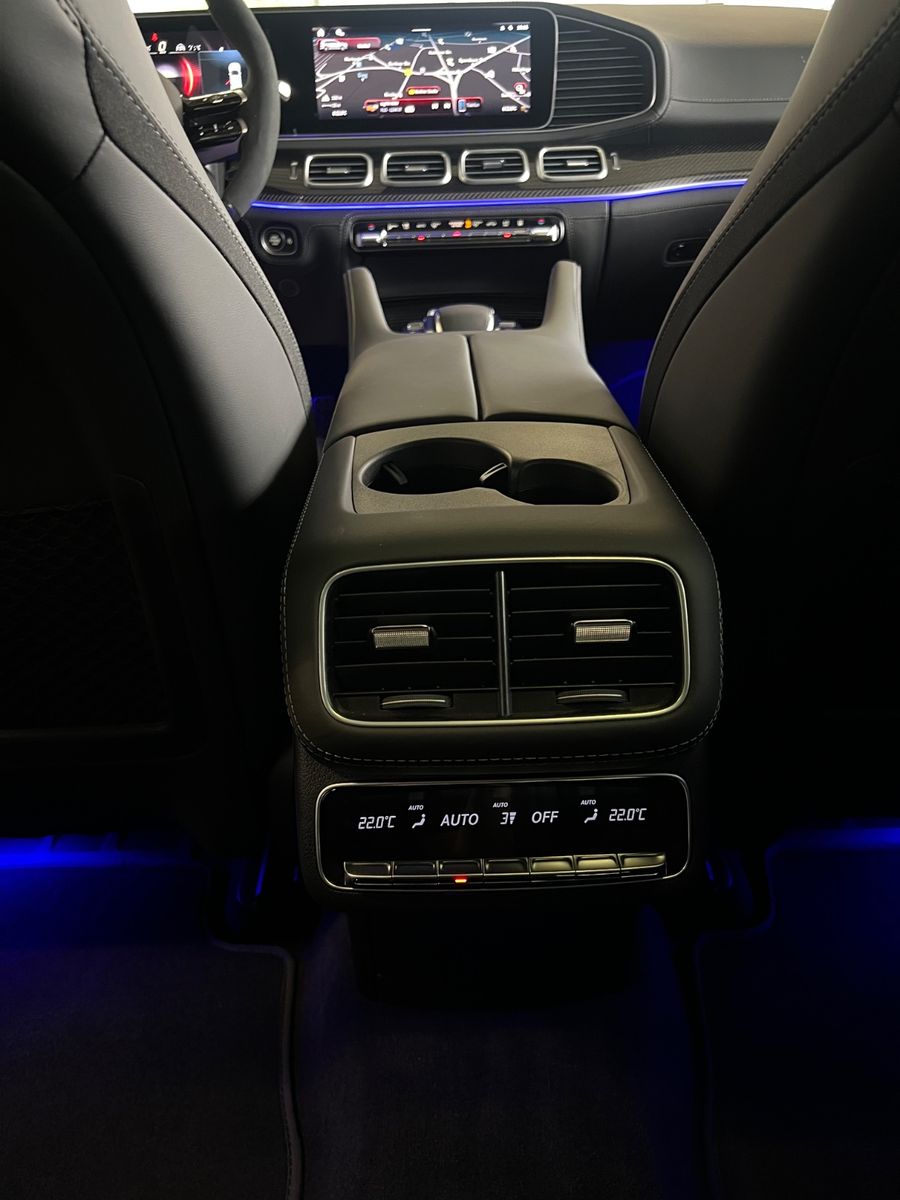 Fahrzeugabbildung Mercedes-Benz GLS 63 AMG 4 Matic*CARBON*3D BURMESTER*NEUWERTIG
