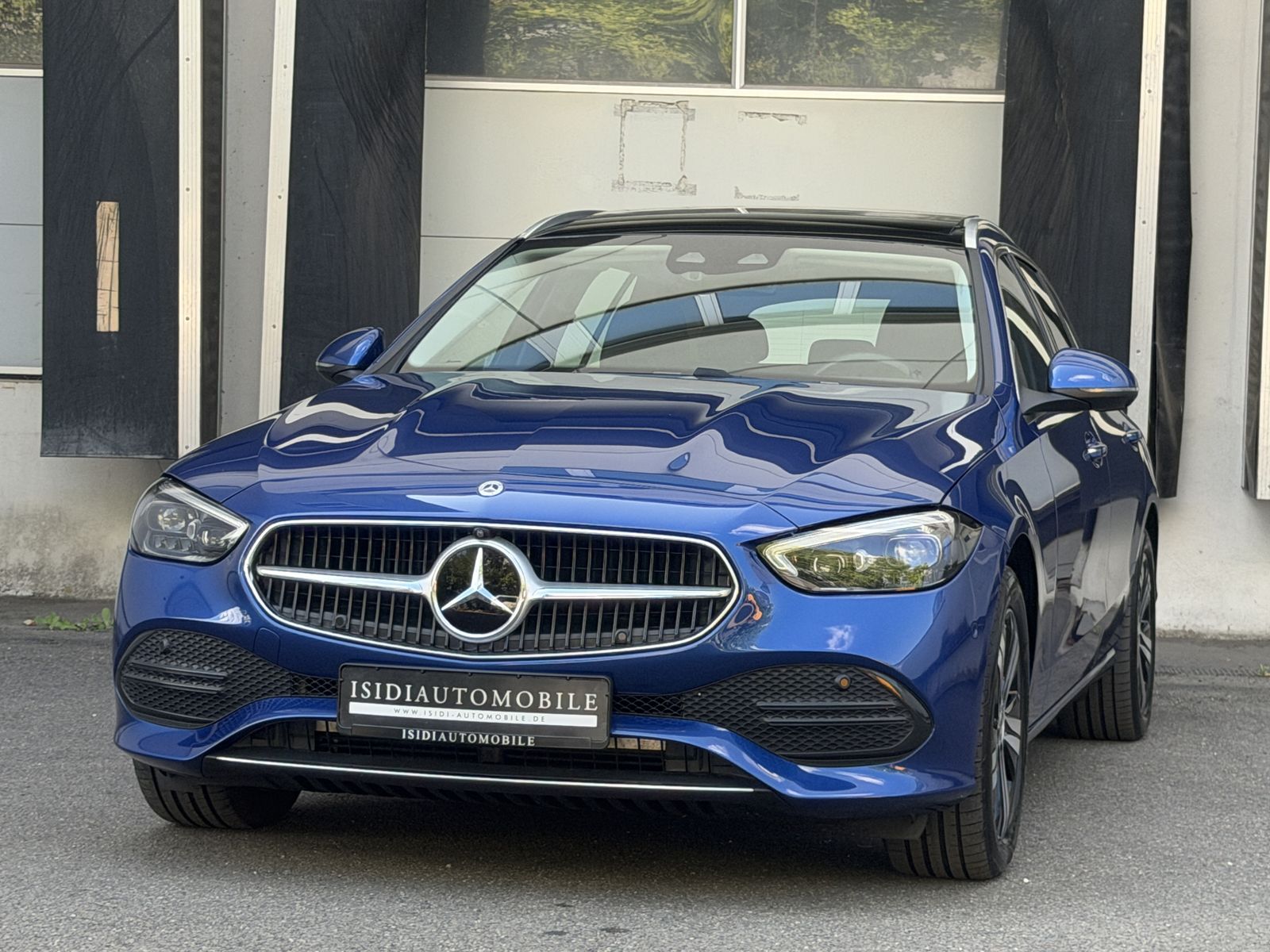 MERCEDES-BENZ C 300 e Avantgarde LED MBUX Pano Distronic 360°