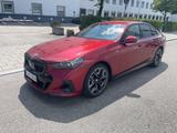 BMW 520i M PAKET PRO ICONIC STHZ  GARANTIE BIS 2030 - rote BMW 520