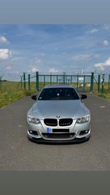 BMW e92 330i Coupé  - BMW 330 mit Benzin-Antrieb: Coupé, Coup 330i